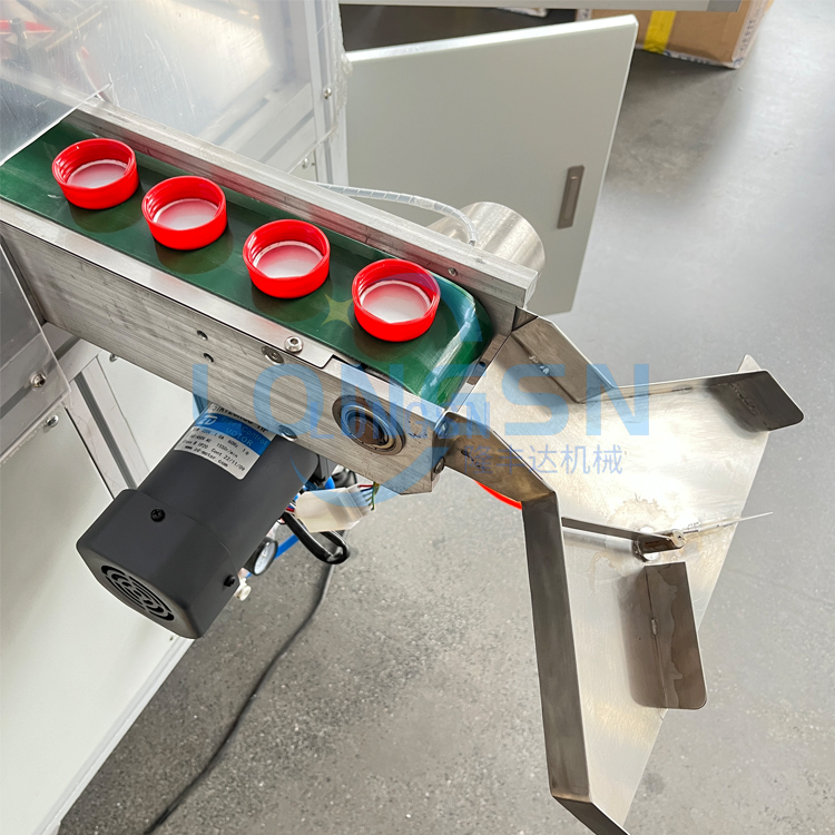 Hochgeschwindigkeit automatische Kunststoffkappe Aluminiumfolie/Schaumdichtungs Liner Inserting -Auskleidungsmaschine