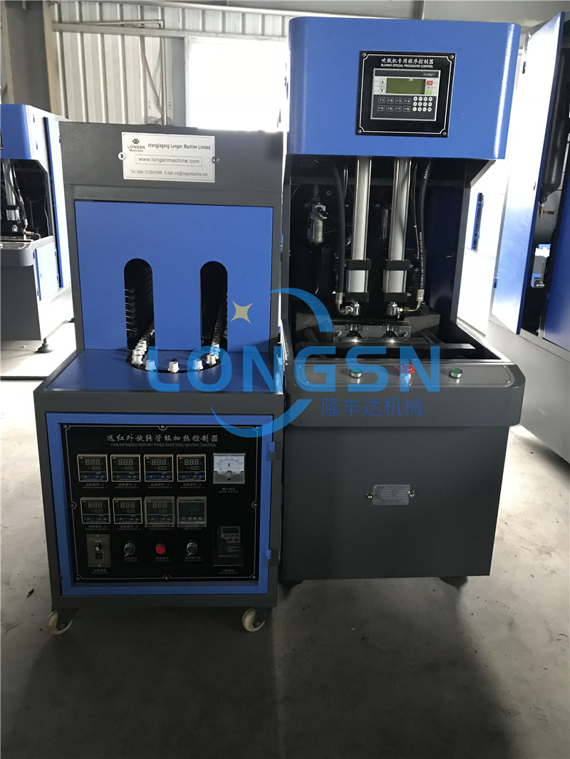 Stretchblasformmaschinen dehnen