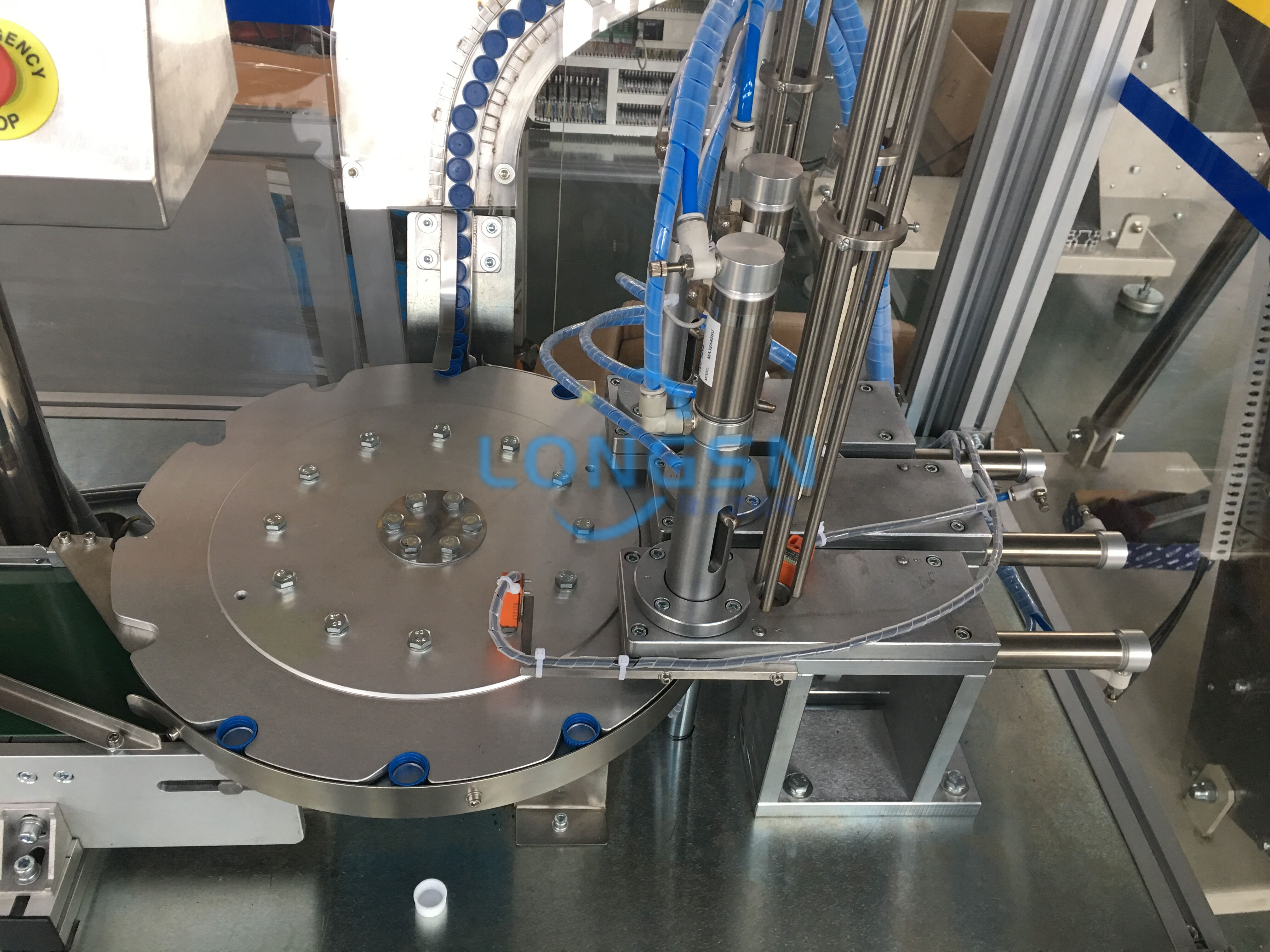 Kappenfuttermaschine