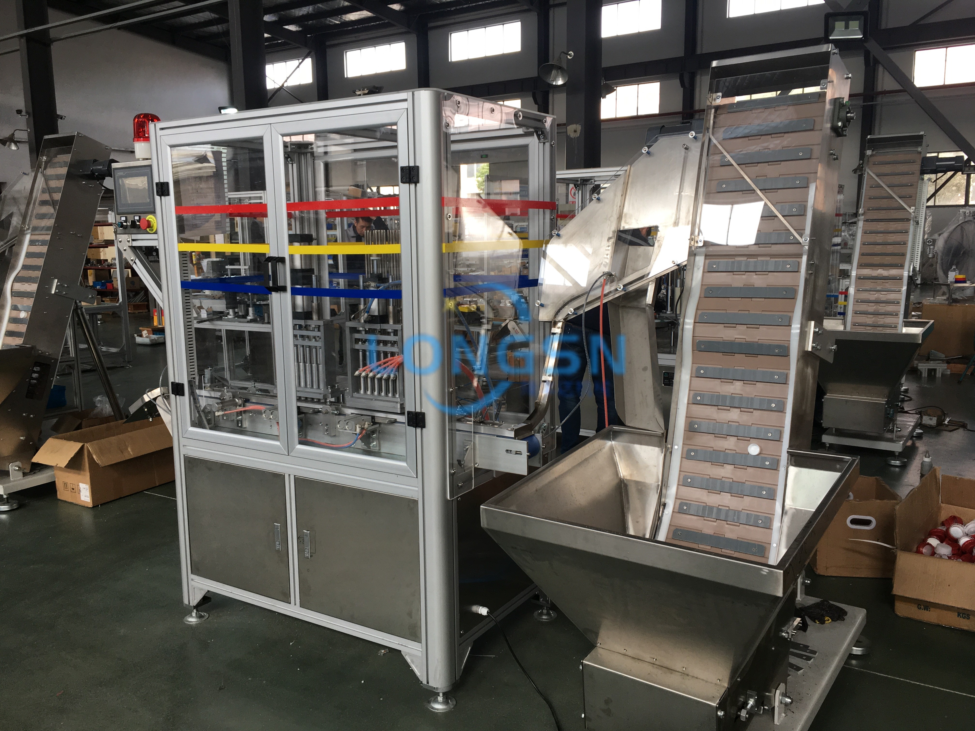 Kappenfuttermaschine