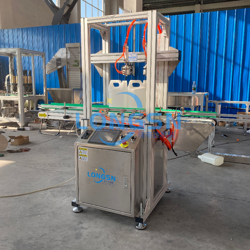 Lecktestmaschine f&uuml;r Plastikflaschen