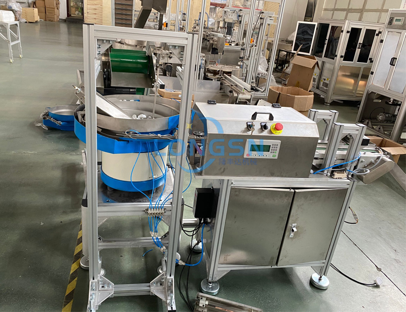 Pfefferkappen-Schlie&szlig;maschine